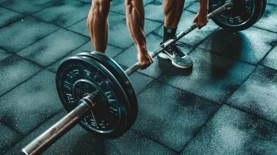 The Pros and Cons of Heavy Lifting vs High Reps in Strength Training